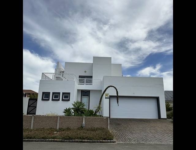 4 BEDROOM HOUSE FOR SALE IN REEBOK